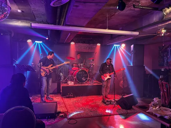 ライブクラブ ROCKCAMPの写真4