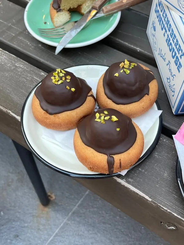 Queensberry Donut House Yangjae Branch, photo 5