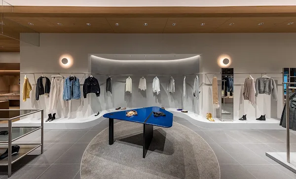 UNITED ARROWS MARUNOUCHI 사진 5