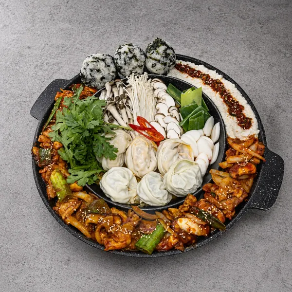 팔도밀방 강남본점 사진 5