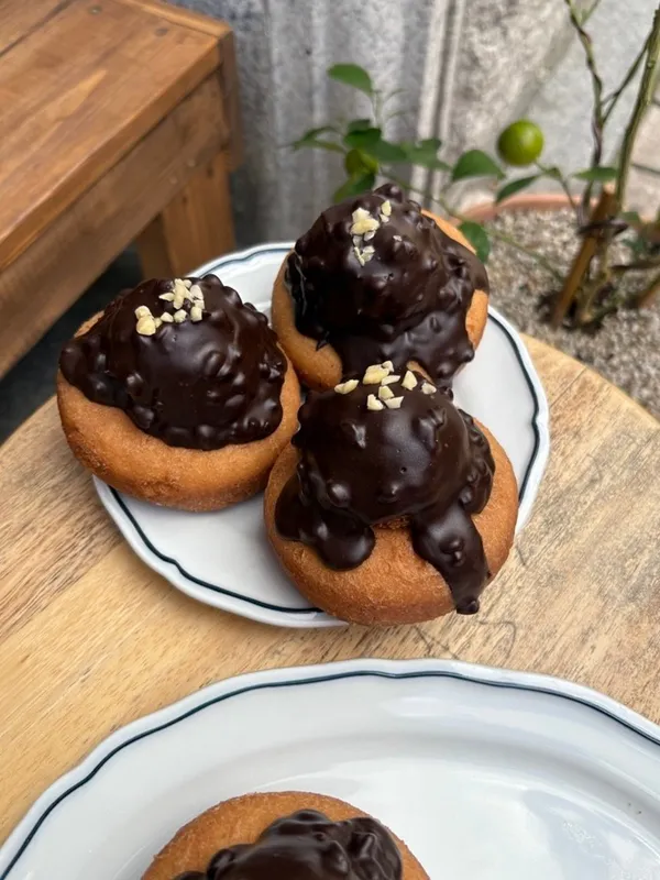 Queensberry Donut House Sindang Main Branch, photo 4