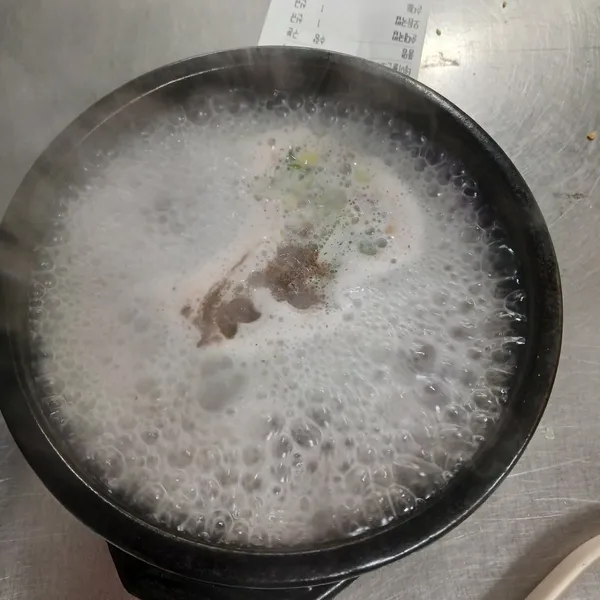 토박이돼지국밥 사진 2