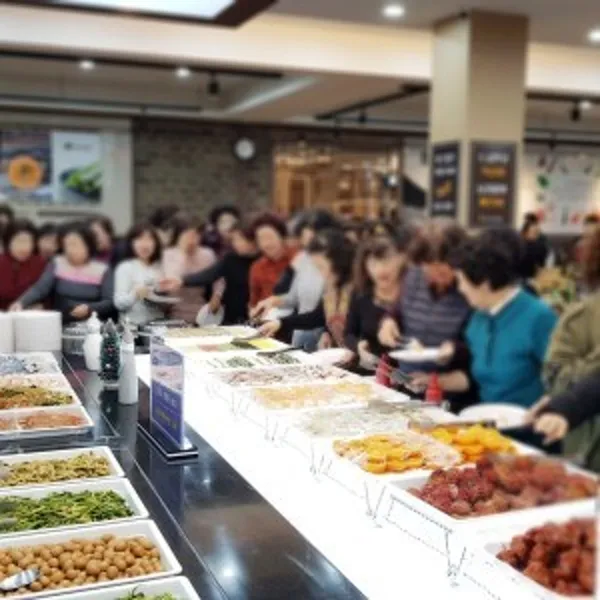 토담한식뷔페 가양본점 사진 3