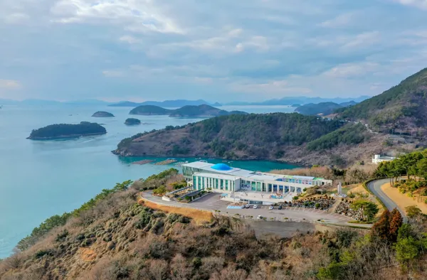통영수산과학관 사진 2
