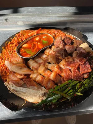 ミジンサムギョプサル シンウォルソン店