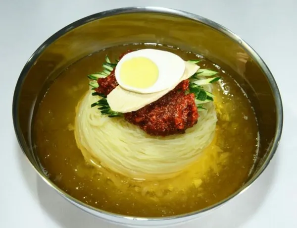 동래밀면 본점 사진 3
