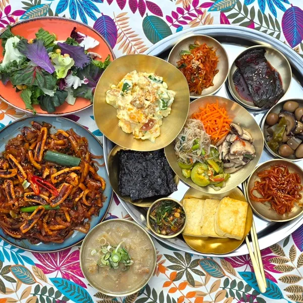 로그인 나혜석거리점 사진 2