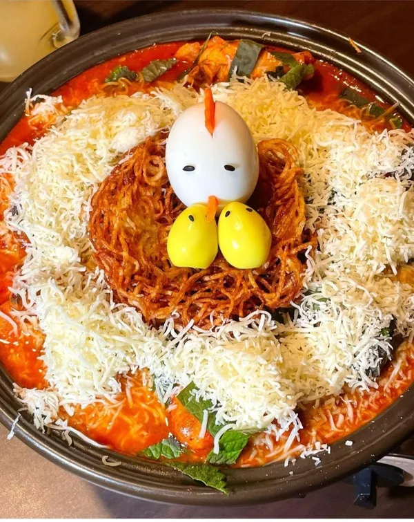 둥지닭볶음탕 홍대점 사진 2