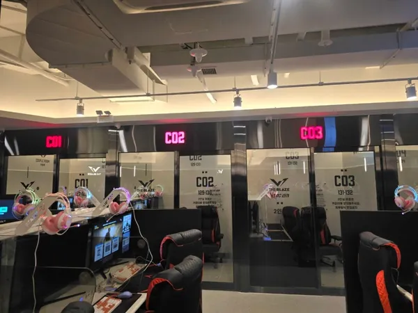 브이원PC LAB 창신점 사진 4