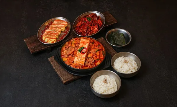팔팔찌개 영등포점 사진 3
