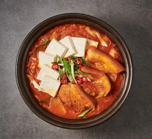 Baekchae Kimchi Jjigae Cheolsan Branch