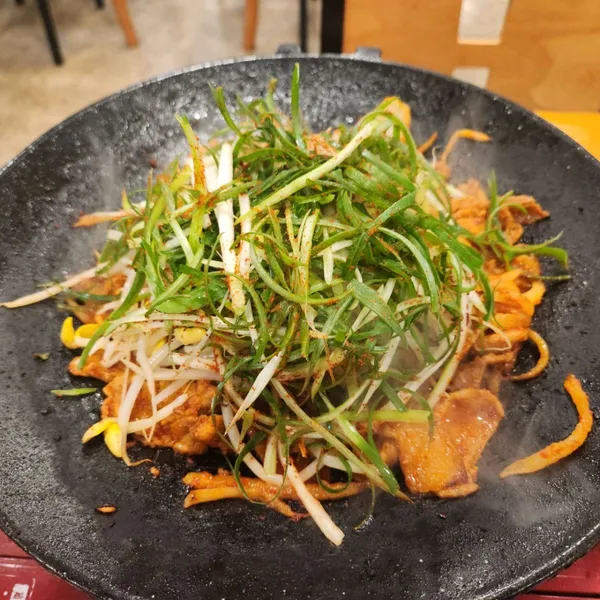 신창흑돼지두루치기 본점 사진 4