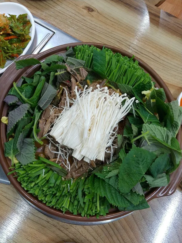 냉천골흑염소 사진 2