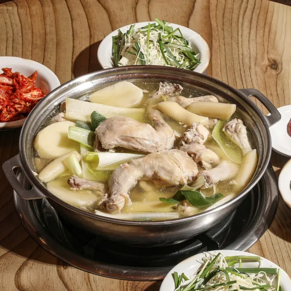 닭한마리뚝닭 성수본점 사진 3