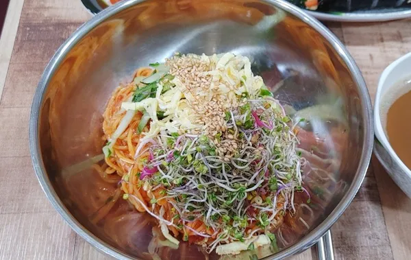 HD명품국수 사진 5