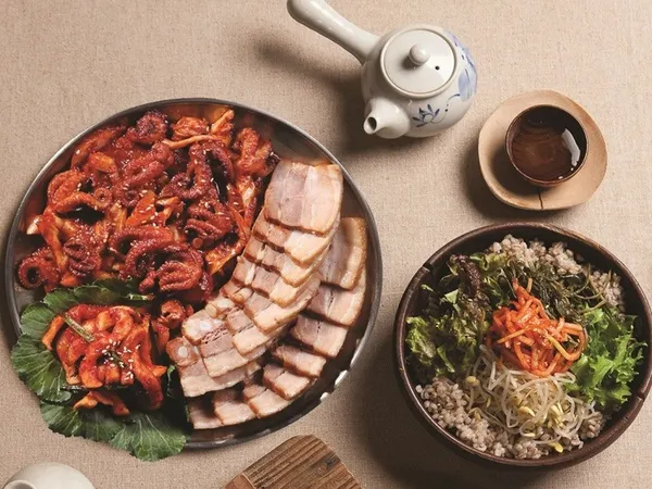 사월에보리밥과쭈꾸미 AK플라자 광명점 사진 4