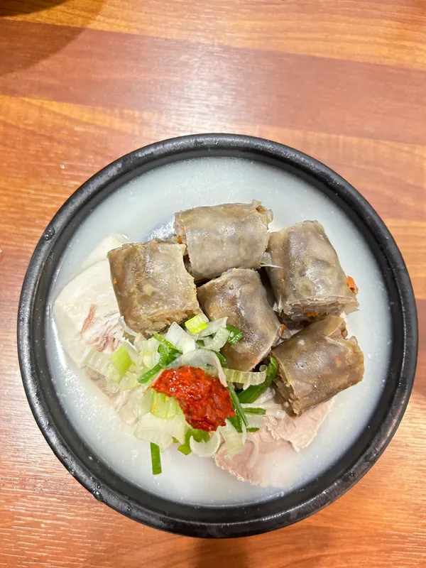 부산토박이돼지국밥 광안본점 사진 3