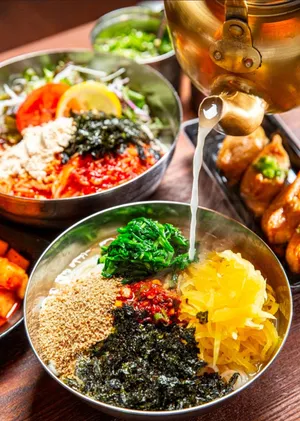 Daedong Halmae Guksu