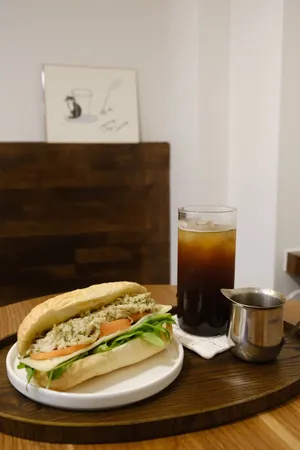 Cafe Steadily