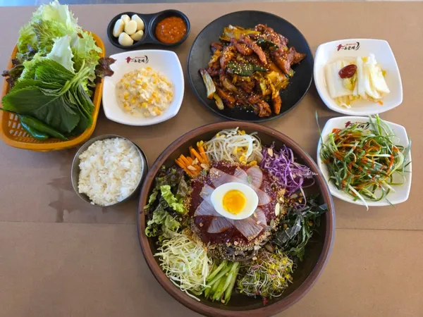 일품군계 오산 숯불닭갈비 무한리필の写真4