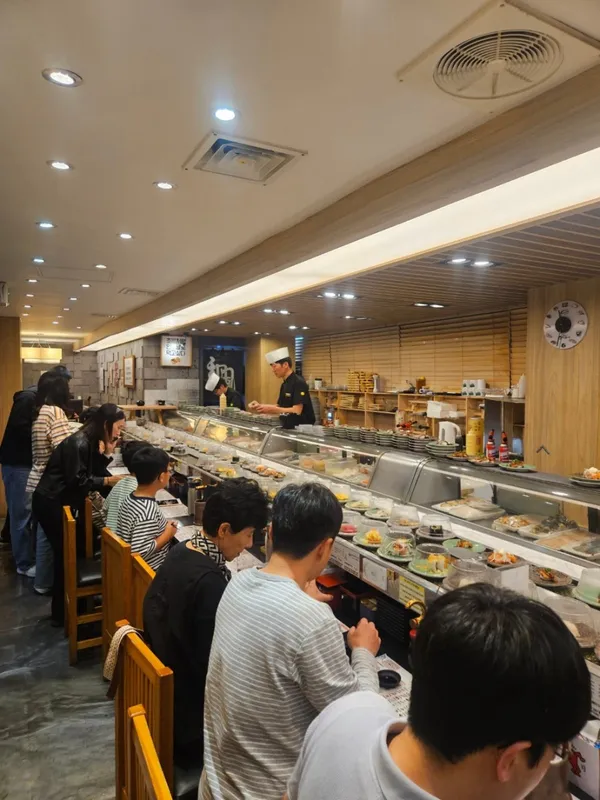 스시도모다찌 제주시청본점 사진 3