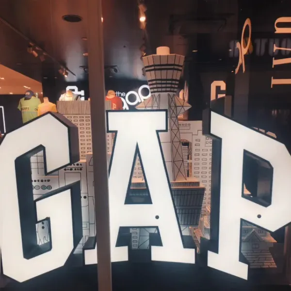 GAP Shinsaibashi 사진 2