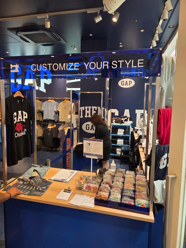 GAP Shinsaibashi 사진 4
