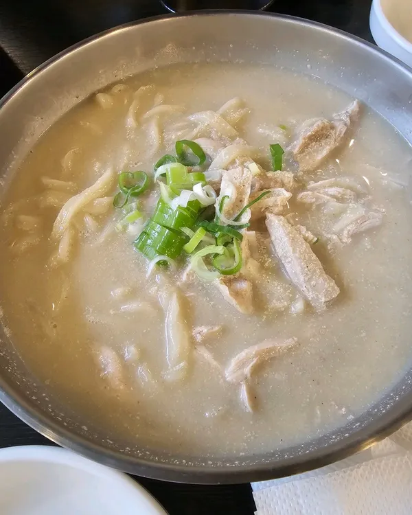바른 닭칼국수 사진 4