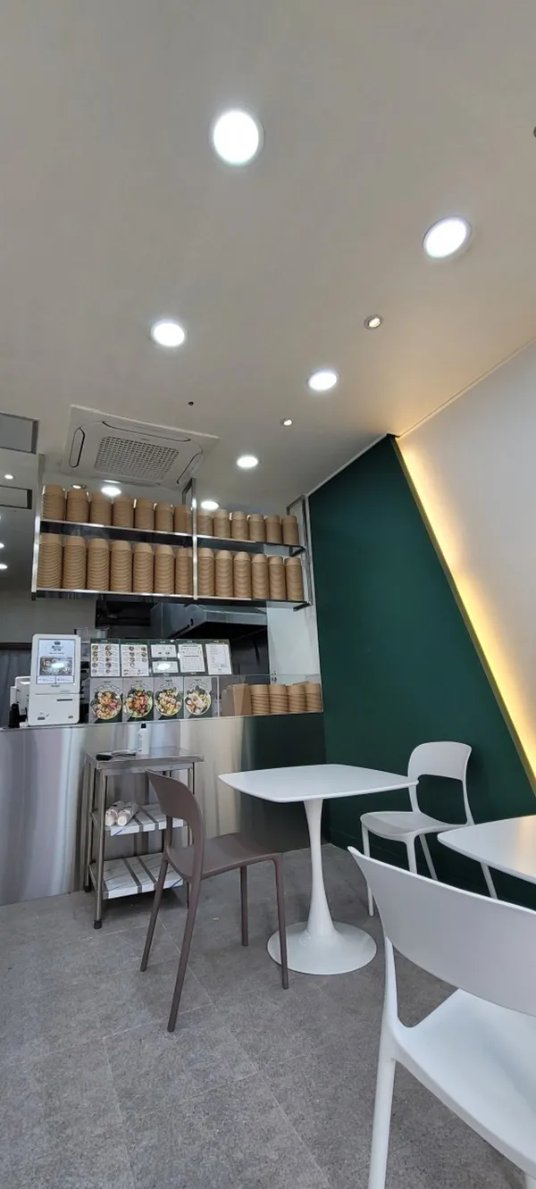 폴라니포케 연산점 사진 2
