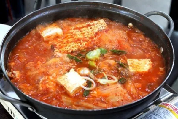뽀글뽀글찌개 사진 3