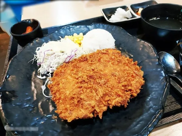 영호돈까스 사진 3