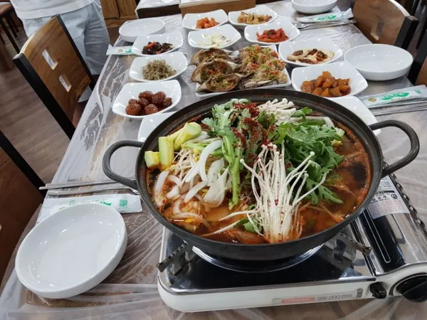 꽃지원조꽃게집 안면도 본점 사진 3