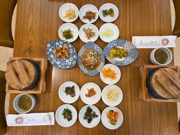 귀빈돌솥밥 사진 3