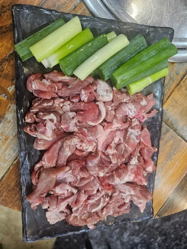 참숯뽈살구이