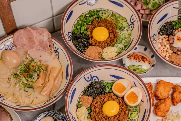 멘야호타루