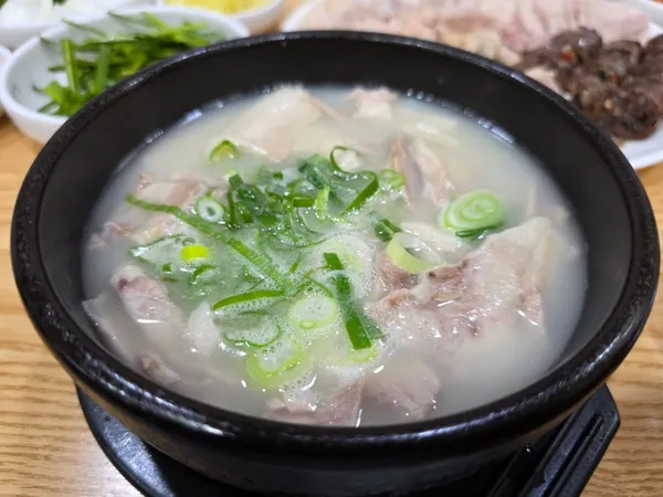 소문난돼지국밥서면본점 사진 2