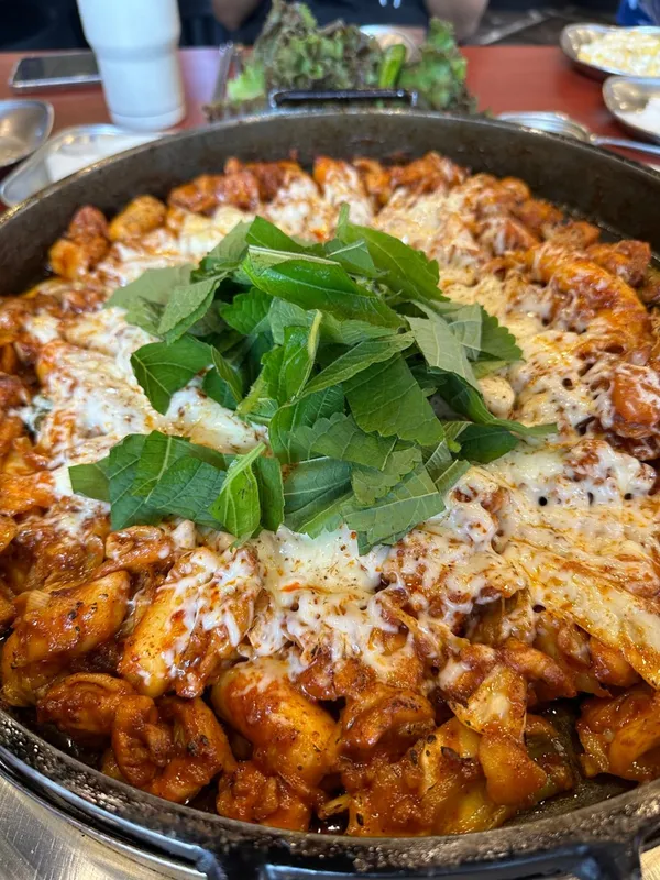 김래하닭갈비 망포직영점