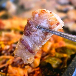 トンギムチサムギョプサル