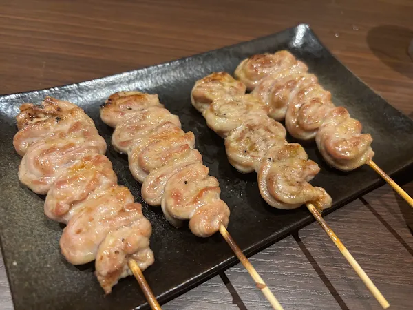炭火焼鳥 鶏心 사진 4