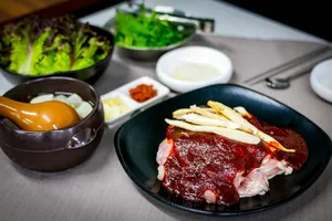 Chuncheon Sandeodeok Sutbul Dakgalbi