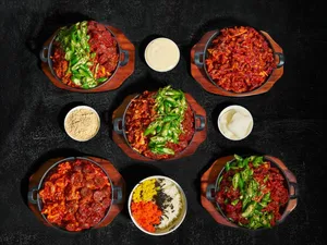 전설의곱창 숯불곱창볶음 광교경기도청점