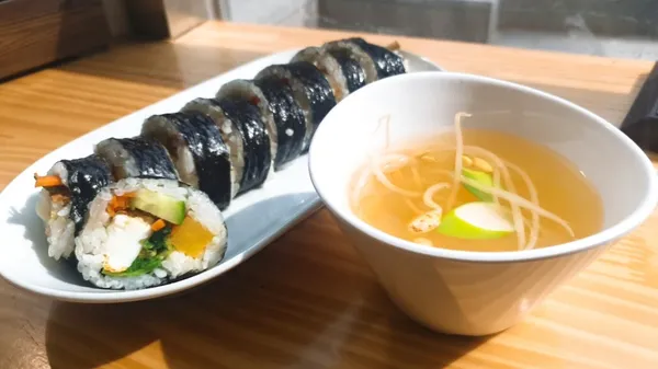 예찬김밥 사진 2