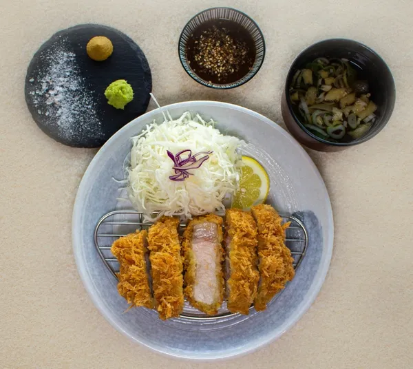 삼백돈돈가츠 안산고잔점 사진 2