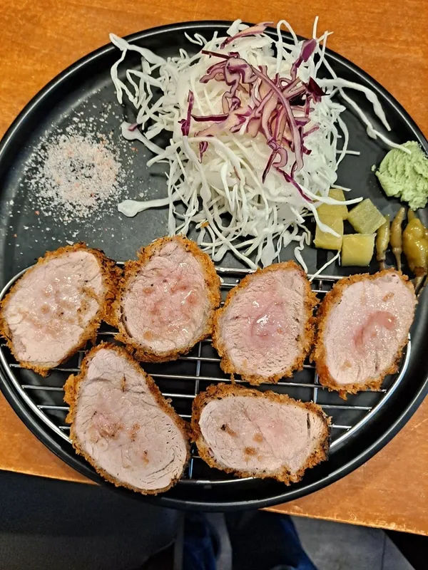 돈까스겸 사진 3