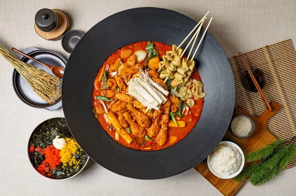 까치솥뚜껑닭도리 청주오창점 사진 2