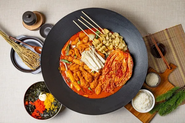 까치솥뚜껑닭도리 청주오창점 사진 3