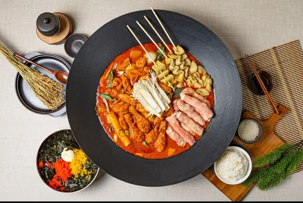 까치솥뚜껑닭도리 청주오창점 사진 4