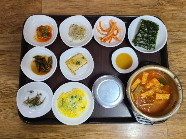 サブク サムゴリ食堂の写真5