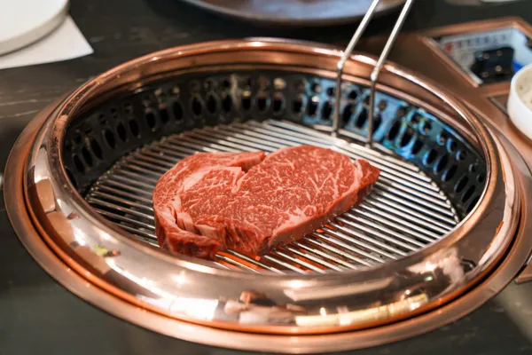 더바른정육식당 논현역점