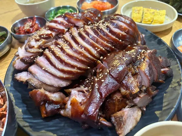 명성왕족발 갈현점 사진 2